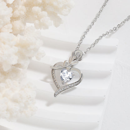 Herz-Rosen-Halskette mit Strass – Symbol der ewigen Liebe