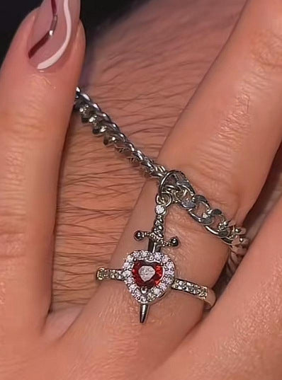 ️ Gothic Herz-Dolch-Halskette – Liebe mit Kante