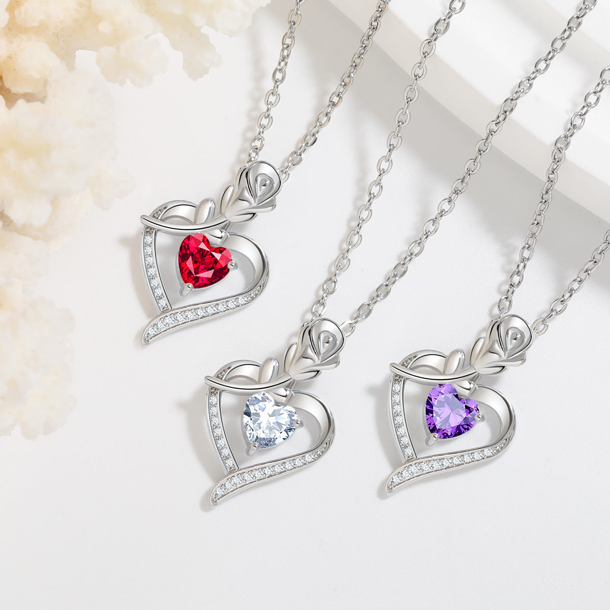 Herz-Rosen-Halskette mit Strass – Symbol der ewigen Liebe